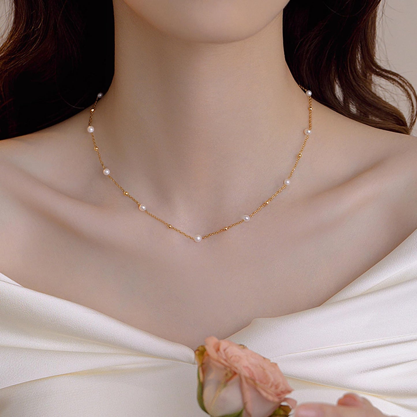 SmileBelle Pearl Necklaces for Women, 18K Gold Choker