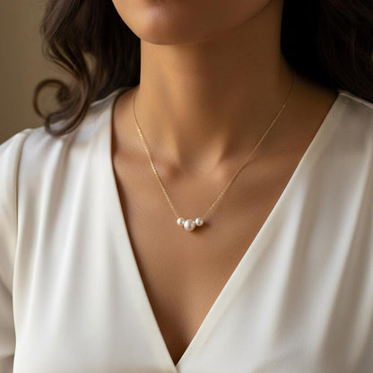SmileBelle Pearl Necklaces for Women, 18K Gold Choker