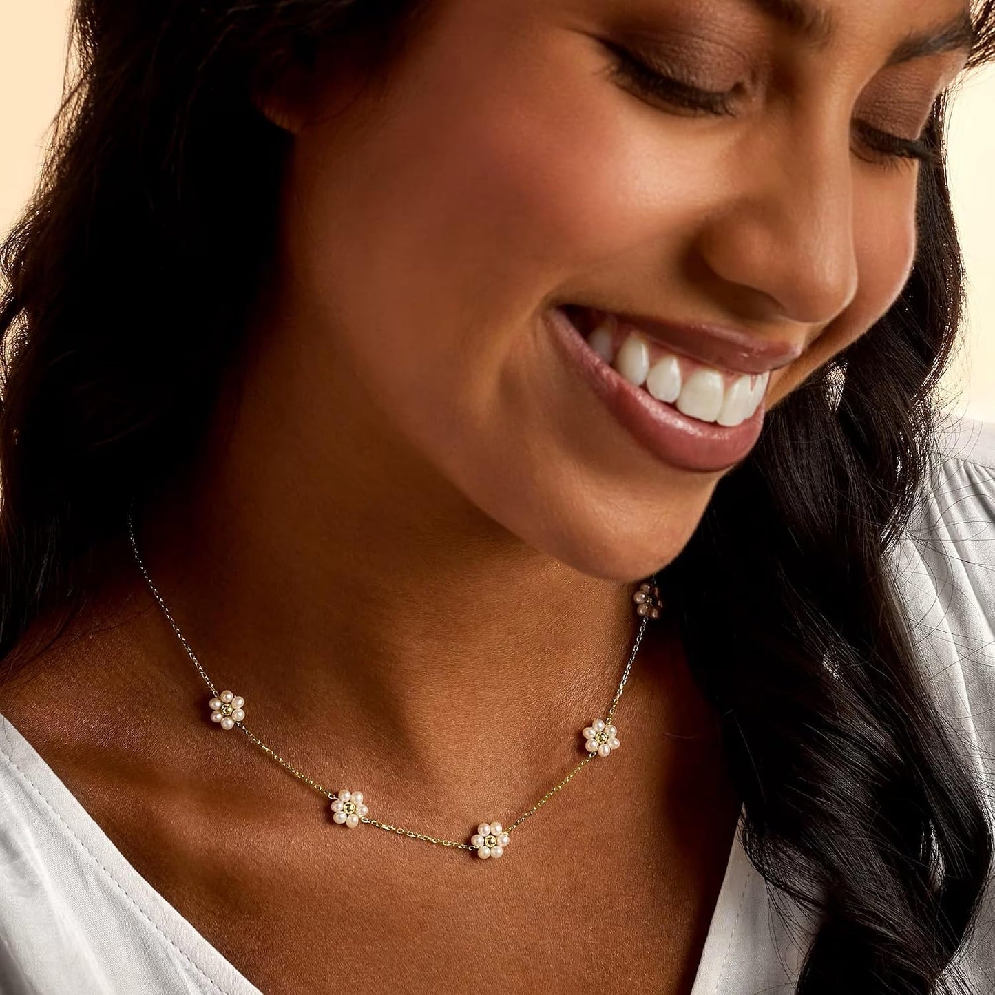 SmileBelle Pearl Necklaces for Women, 18K Gold Choker